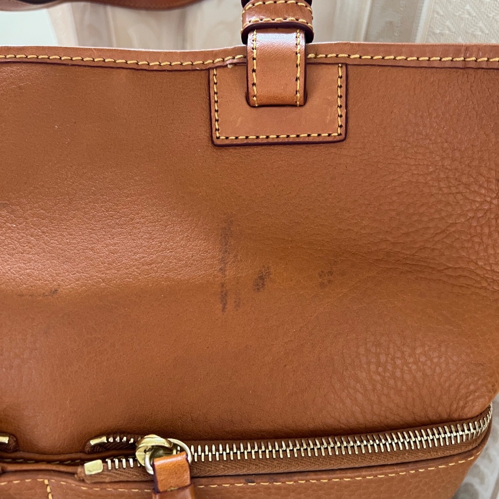 Dooney & Bourke - Convertible Shopper - Picture 6 of 6